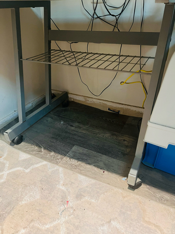 Makkah, Household Items, SAR 1,  Computer Trolly