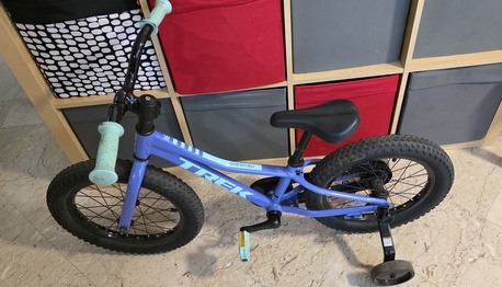 Al Bawadi, Bicycles, SAR 500,  Trek Precaliber Size 16 Kids Bike For Sale
