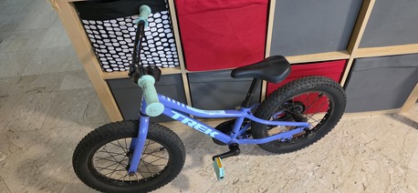 Al Bawadi, Bicycles, SAR 500,  Trek Precaliber Size 16 Kids Bike For Sale