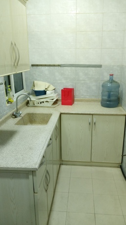 Manama, Apartments, Flats, Houses & Villas, BHD 150/month,  1 BR,  Semi Furnished 1 Bedroom Flat For Rent In Manama ( Including Electricity)