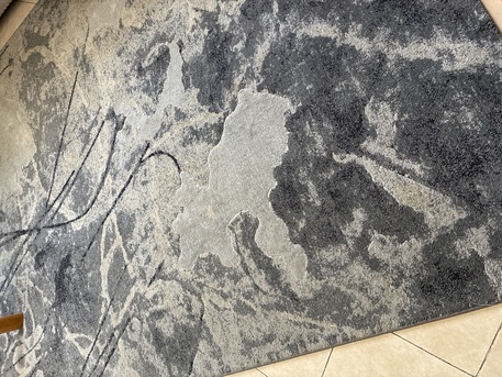 Mahooz, Household Items, BHD 70,  Carpet Grey 200x300