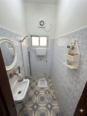Dammam, Furniture, SAR 007500,  2 BHK Family ROOM-750 SAR / Month , All Furniture , Household :- 4500 SAR ! URGENT SALE !