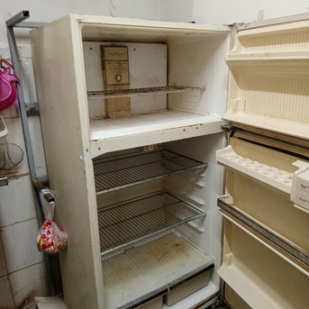 Riyadh, Household Items, SAR 250,  Stove Fridge And Water Dispenser