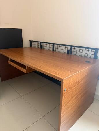 Dammam, Furniture, SAR 400,  Office Table / Study Table 180&times;90 Cm &ndash; Excellent Condition &ndash; Spacious & Sturdy