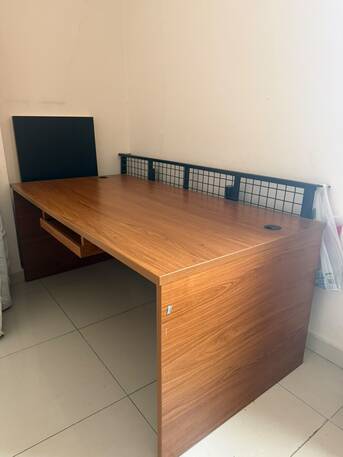 Dammam, Furniture, SAR 400,  Office Table / Study Table 180&times;90 Cm &ndash; Excellent Condition &ndash; Spacious & Sturdy