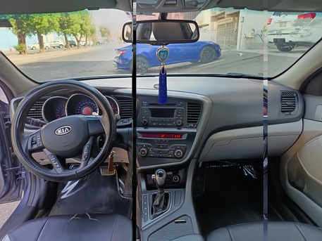 Jeddah, Vehicles, Cars & Trucks , SAR 26000,  Kia Optima,  2012,  Automatic,  241563 KM,    Mid Option With Sunroof &ndash; Grey &ndash; Excellent Condition &ndash; SAR 26,000