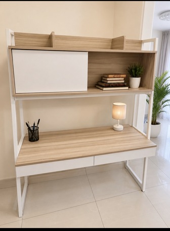Hidd, Furniture, BHD 20,  Selling Computer Table Like Brand New In Just 20 BD