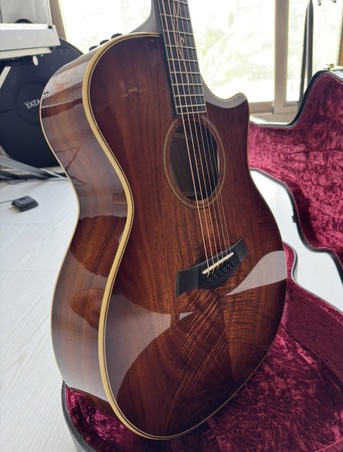 Manama, Musical Instruments, BHD 1500,  Taylor Acoustic Guitar 2019