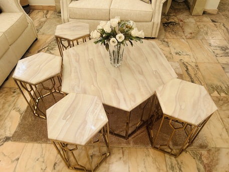 Jeddah, Furniture, SAR 750,  Gorgeous Marble Coffee Table And 4 Side Tables