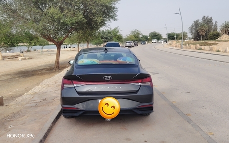 Al Malaz, Vehicles, Cars & Trucks , SAR 42000,  Hyundai Elantra,  2022,  Automatic,  143300 KM,    1.6 C.C Odo 143257 Kilo Meter  Engine,  Gear Ac Car Body 100% Origina