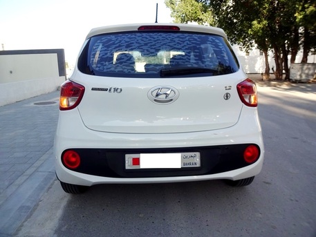 Manama, Vehicles, Cars & Trucks , BHD 2800,  Hyundai I10,  2018,  Automatic,  88000 KM,   Grand HB Zero Accident Fully Agency Service Neat Clean Car For Sale!