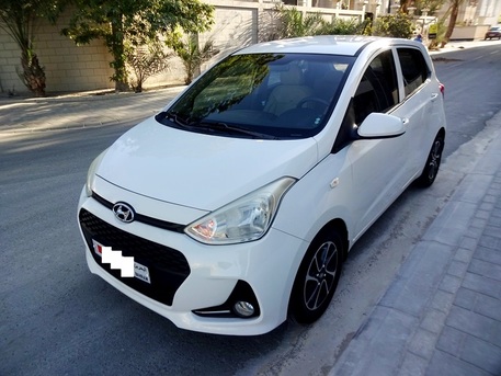 Manama, Vehicles, Cars & Trucks , BHD 2800,  Hyundai I10,  2018,  Automatic,  88000 KM,   Grand HB Zero Accident Fully Agency Service Neat Clean Car For Sale!