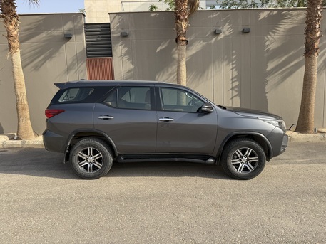 Riyadh, Vehicles, Cars & Trucks , SAR 89500,  Toyota Fortuner 2021 GX 2.7L 4X4,  2021,  Automatic,  55000 KM,  Sale