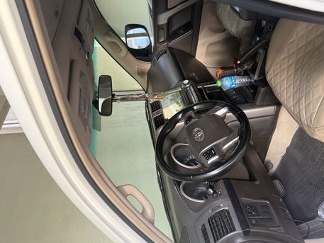 Hidd, Vehicles, Cars & Trucks , BHD 6800,  TOYOTA PRADO V6,  2012,  Automatic,  200000 KM,  URGENT SALE TOYOTA PRADO