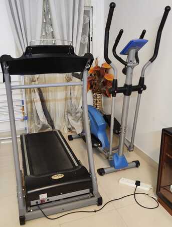 Al Malaz, Sporting Goods, Treadmill Very Good Condition