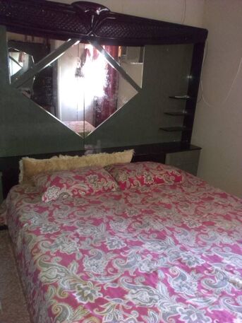 Yanbu, Furniture, SAR 225,  Complete Wooden Bed Set With Large Decorative Mirror Headboard