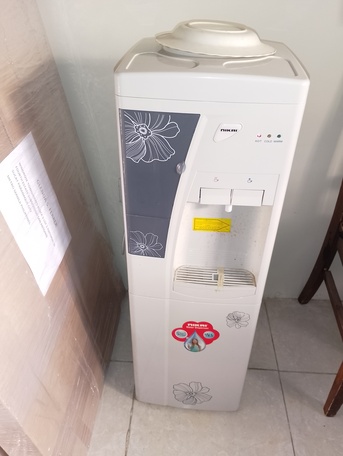 Yanbu, Household Items, SAR 300,  Water Dispenser (hot And Cool), With Built-in Fridge