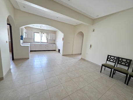 Juffair, Apartments, Flats, Houses & Villas, BHD 230/month,  2 BR,  Amazing Deal | Spacious 2 Bhk | Beautiful Furniture | Family Building | In Juffair