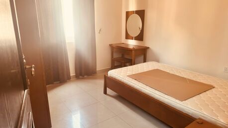 Manama, Apartments, Flats, Houses & Villas, BHD 280/month,  Furnished,  2 BR,  FULLY FURNISHED TWO BEDROOM FLAT FOR RENT IN UM AL HASSAM