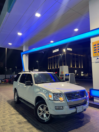 Al Aziziyah, Vehicles, Cars & Trucks , SAR 15000,  Ford Explorer,  2010,  Automatic,  247000 KM,    XLT - NOT 4x4