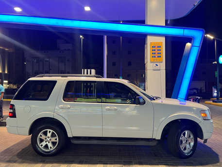 Al Aziziyah, Vehicles, Cars & Trucks , SAR 15000,  Ford Explorer,  2010,  Automatic,  247000 KM,    XLT - NOT 4x4