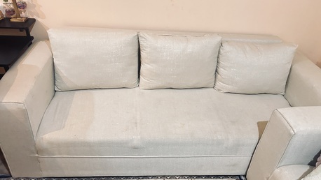 Al Malaz, Furniture, SAR 450,  Sofa ( 3+2 Seater) Sofa