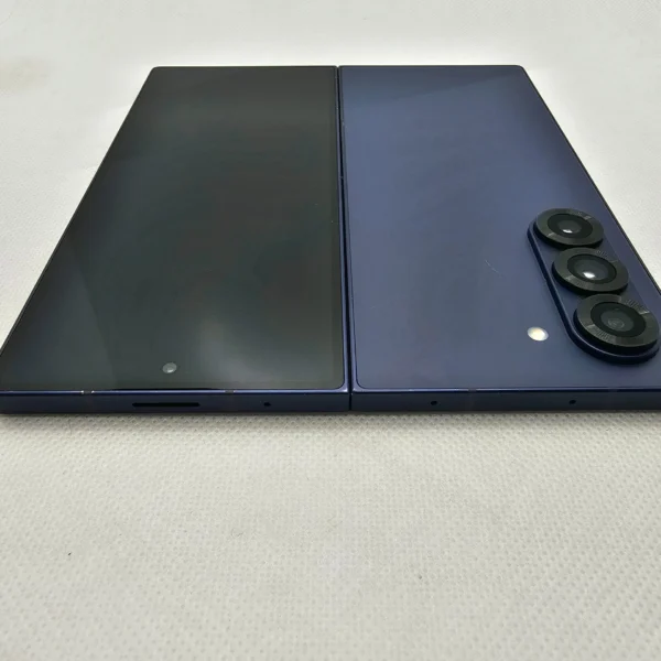 Hoora, Mobile Phones, BHD 320,  Samsung Z Fold 6 In Clean And New Condition