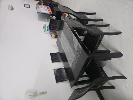 Mahooz, Furniture, BHD 30,  6 Seater Dining Table