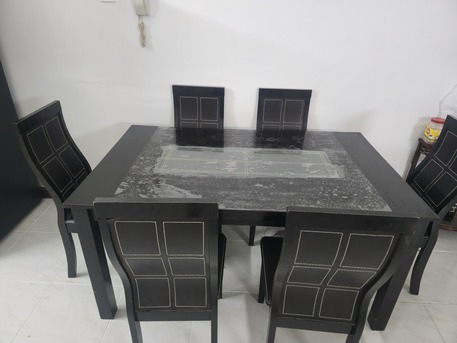 Mahooz, Furniture, BHD 30,  6 Seater Dining Table