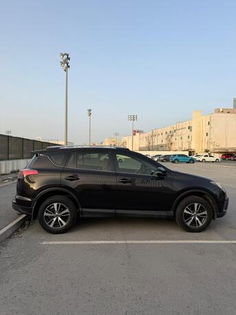 Manama, Vehicles, Cars & Trucks , BHD 5900,  Toyota RAV4,  2016,  Automatic,  136000 KM,    | 0 Accident - Excellent Condition