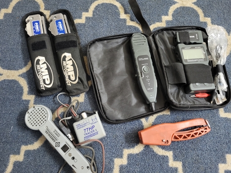 Riyadh, Electronics, SAR 14000,  Electronic And Net Working Items