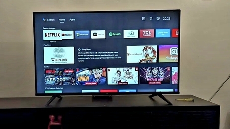 Manama, Electronics, BHD 25,  New Condition Smart Android Tv 32 Inch With Remote And Box 25 Bd Last Msg 3670 8372 Wts Ap