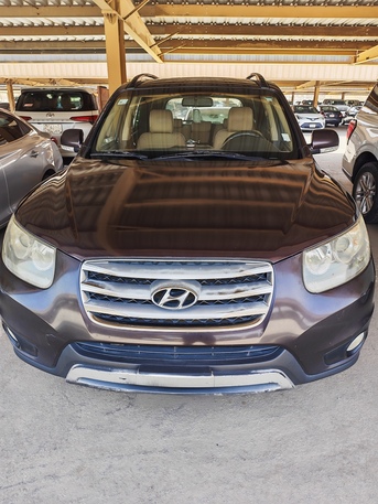 Dammam, Vehicles, Cars & Trucks , SAR 30000,  Hyundai Santa Fe,  2012,  Automatic,  269000 KM,
