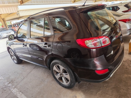 Dammam, Vehicles, Cars & Trucks , SAR 30000,  Hyundai Santa Fe,  2012,  Automatic,  269000 KM,