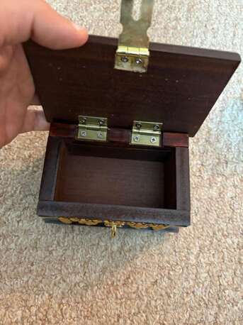 Manama, Collectibles, BHD 1,  Vintage Storage Box For Sale