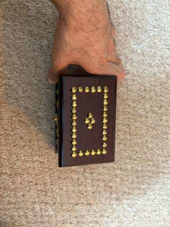 Manama, Collectibles, BHD 1,  Vintage Storage Box For Sale