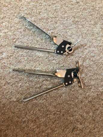 Manama, Household Items, BHD 1,  Can Openers (2 Pieces) For Sale