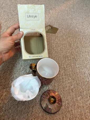 Manama, Household Items, BHD 1,  Tea Infuser Mug For Sale