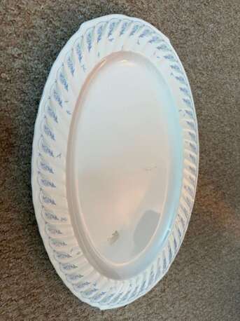 Manama, Household Items, BHD 1,  Oval Serving Tray For Sale