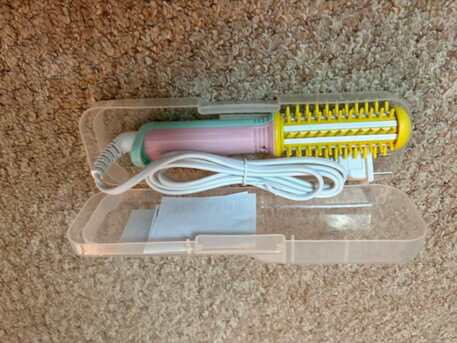 Manama, Health & Beauty Items, BHD 1,  Hair Curler And Straightener For Sale