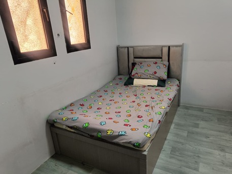Al Maathar, Rooms for Rent, SAR 1000/month,  Furnished,  Single Room Available In A Clean & Quiet Shared Apartment