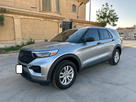 Riyadh, Vehicles, Cars & Trucks , SAR 105000,  Ford Explorer XLT,  2021,  Automatic,  92000 KM,    With Mid Options 4WD For Sales (New Shape) Family Exit Sales