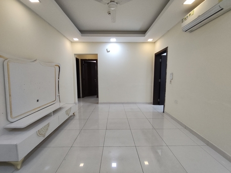 Hoora, Apartments, Flats, Houses & Villas, BHD 180/year,  2 BR,  Hoora:- 2Bhk Commercial Flat/Office On Rent..