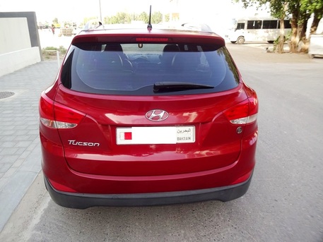 Bilad Al Qadeem, Vehicles, Cars & Trucks , BHD 3600,  Hyundai Tucson,  2015,  Automatic,  107000 KM,   FULL OPTION SUV FOR SALE