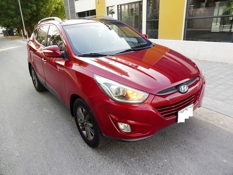 Manama, Vehicles, Cars & Trucks , BHD 3600,  Hyundai Tucson,  2015,  Automatic,  107000 KM,   Full Option Panoramic Roof Neat Clean Suv For Sale Expat Leaving Urgent Sal