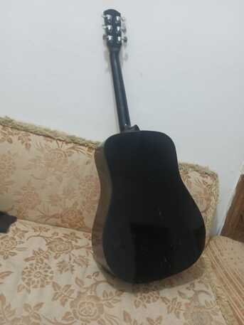 Riyadh, Musical Instruments, SAR 600,  Guitar Squire SA 105