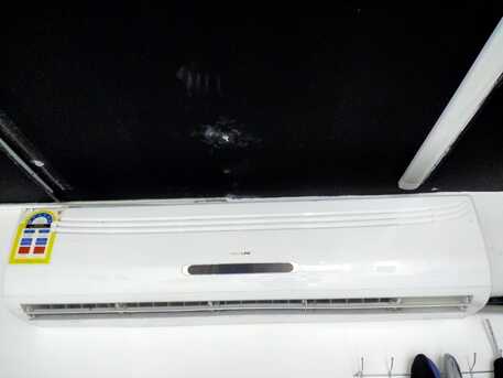 Sanad, Air Conditioners, BHD 180,  GoldLine Split  AC 3 Ton 4 Numbers Retail Shop Closing