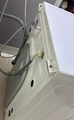 Hidd, Household Items, BD 30,  BD 30 Samsung 8 KG Front Load Washing Machine For Sale