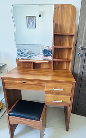 Juffair, Furniture, BHD 25,  Dressing Table