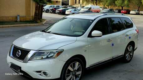 Al Malaz, Vehicles, Cars & Trucks , SAR 32000,  Nissan Pathfinder,  2014,  Automatic,  321777 KM,    For Sale